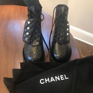New never worn Chanel Bootie